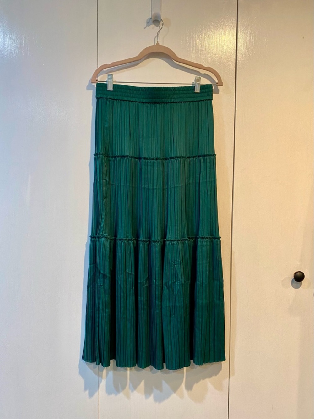 House of Harlow 1960 Emerald Green Pleated Tiered Maxi Skirt